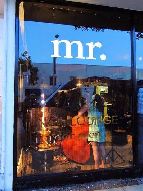 Mr. Nail Lounge Opens in West Hollywood
