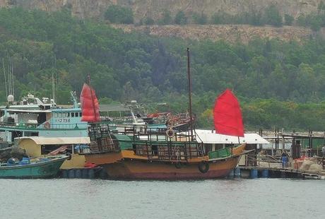 Viejos recuerdos de la China imperial, aún presentes en Lamma.