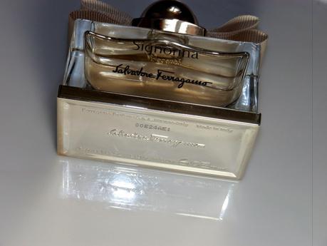 Savatore Feragamo Signorina Eleganza Eau de Parfum 