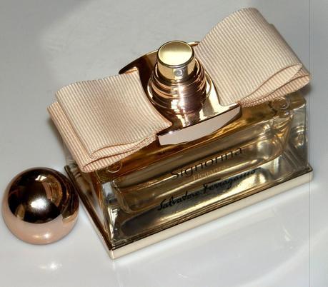 Savatore Feragamo Signorina Eleganza Eau de Parfum 