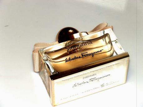 Savatore Feragamo Signorina Eleganza Eau de Parfum 