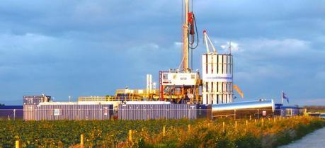 A shale gas rig in Lancashire, UK