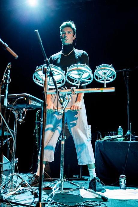 IMG 6637 kirin 533x800 CONNAN MOCKASIN PLAYED MUSIC HALL OF WILLIAMSBURG [PHOTOS]