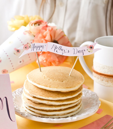 mother's day breakfast in bed