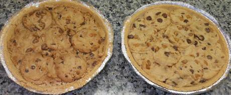 See?  The one on the left is the Chips Ahoy pie, and the one on the right used the Keebler cookies.  the Keebler one comes together just a tiny bit better.