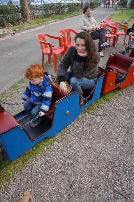 Oh it’s the Spring? Can someone please tell that to the weather! #momstyle, fashion trends for mom, jean top and jeans, all jean look, stefanel fuzzy sweater jacket, sweater jacket, how to wear all jean look, what to do with kids in Modena, where to go with kids in Modena, what to do with kids in Bologna, visiting Italy with kids