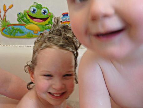 Review On Maclaren Beginning Bath Set,From BabyDino
