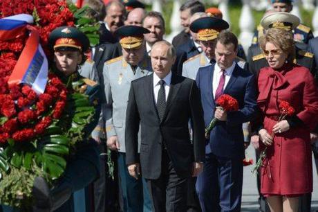 Putin Victory tomb unkoown 2014 a