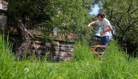 Dan Lyth and the Euphrates: Benthic Lines