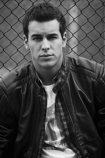 mario casas