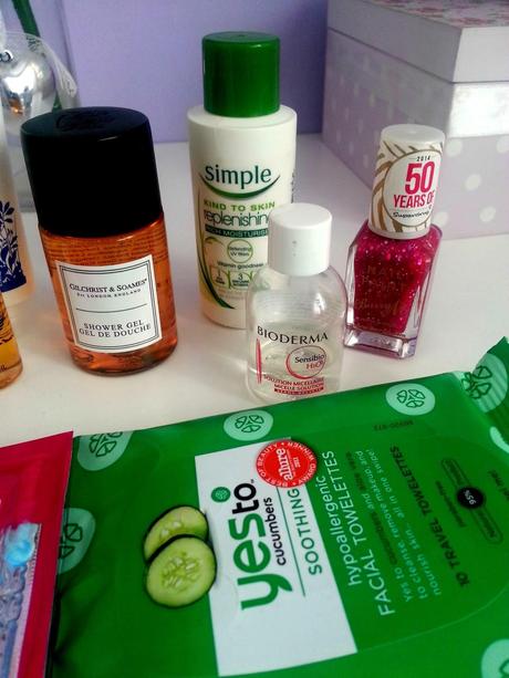 What's in my travel beauty bag?