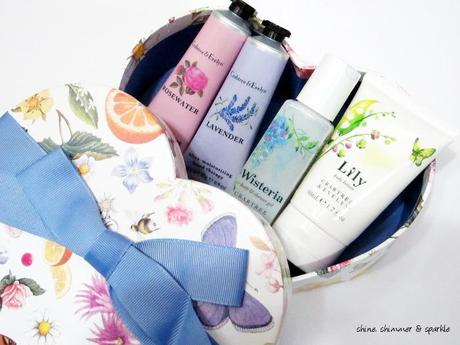 crabtree-evelyn-mothers-day-petite-gift-box