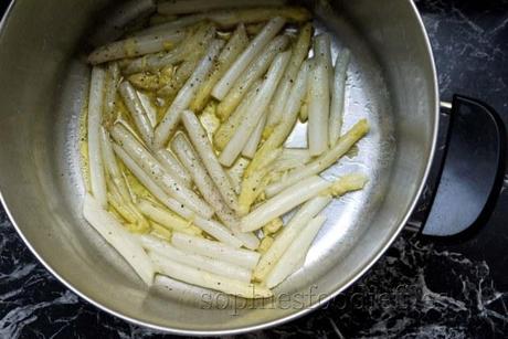 Buttered white asparagus!