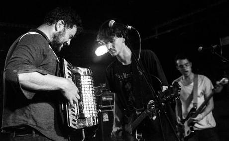 Felice Brothers Mercury Lounge 16 of 17 620x383 THE FELICE BROTHERS PLAYED MERCURY LOUNGE [PHOTOS]