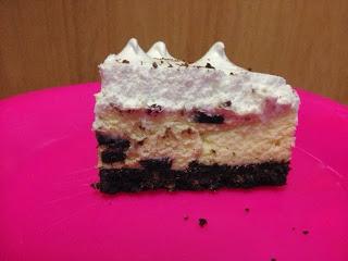 Today's Review: Tesco Cookie Mallow Cheesecake