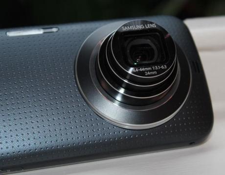 Samsung Galaxy K Zoom Is The New Compact Camera And Smartphone Mashup Featuring 10x Optical Zoom