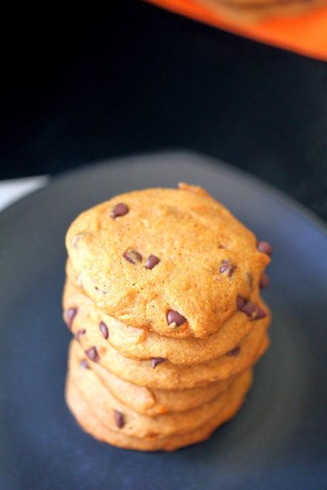 Vegan Orange Chocolate Chip Cookies