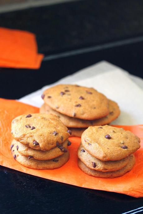 Vegan Orange Chocolate Chip Cookies