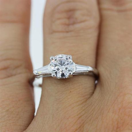 Platinum GIA Certified 0.90ct Round Brilliant Engagement Ring