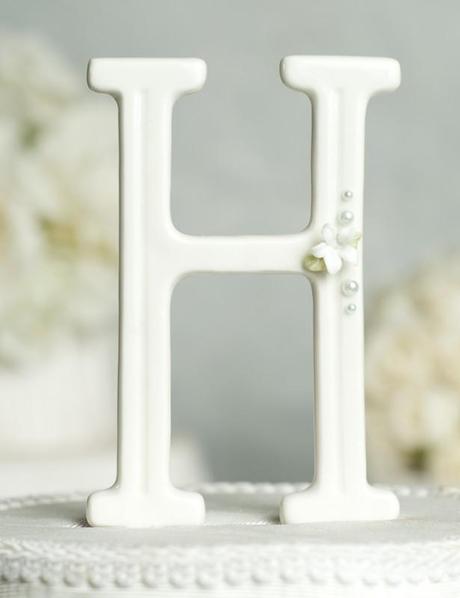 5 Beautiful Monogram Wedding Cake Toppers 