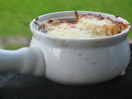 White Wine and Fontina French Onion Soup