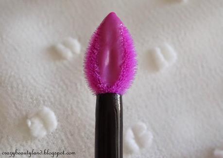 Review of L'Oreal Paris Shine Caresse Lip Color in the shade 603 Milady- packaging, bud shaped applicator. Dupe of YSL Glossy Stains 