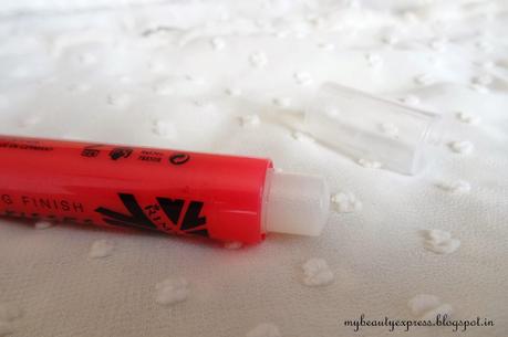 Rimmel 1000 Kisses Lip Tint + Balm in 130 Don't Stop Blushing - Review, Swatches, Photos