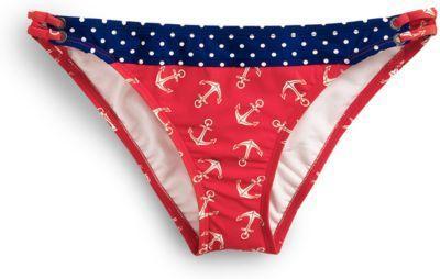 5 Swim Suits Every Mom Needs This Summer. anchor