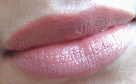 Spring Colors: Hard Candy All Glossed Up Hydrating Lip Stain in Chic