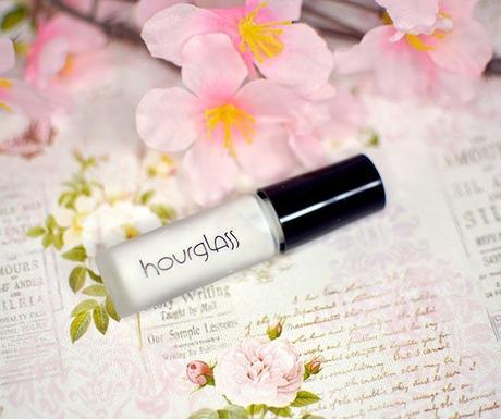 Hourglass Veil Mineral Primer Photos - Genzel Kisses (c)