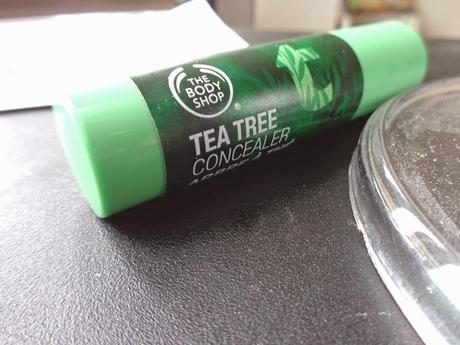 What Not To Buy: The Body Shop Tea Tree Concealer