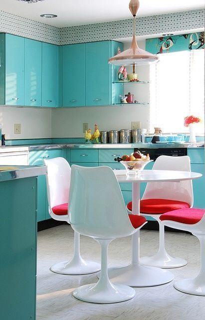 lovely blue retro vintage Kitchen design