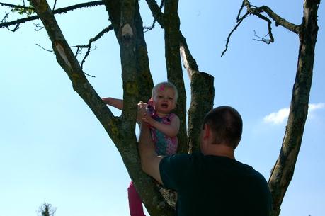 Picnics, parks and daisy chains!