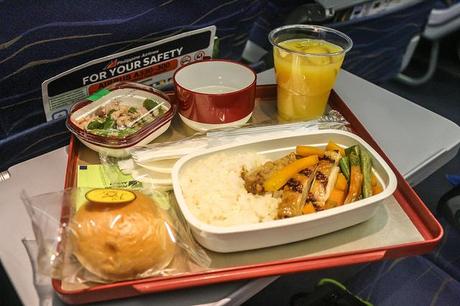 Flight Review: Philippine Airlines Economy Class (Manila-Bangkok ...