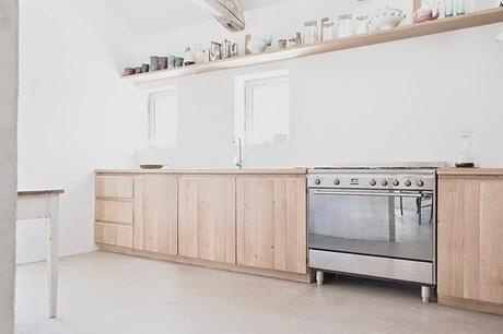 build | conversion of farmhouse into summer home