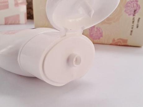 REVIEW | Milky Dress Face & Body-Instant Whitening Lotion