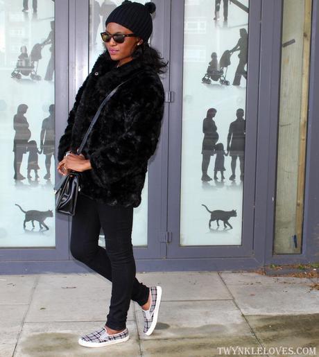 Today I'm Wearing: Casual Black