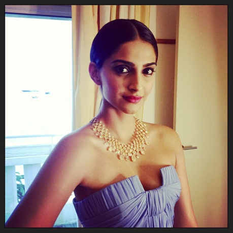 Sonam Kapoor in Elie Saab Couture : Chopard Party (Cannes 2014)