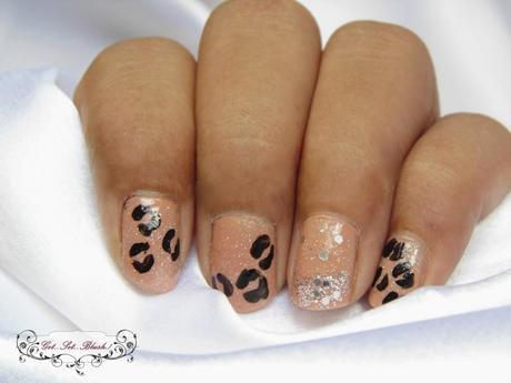 Animal Print Shimmery Nude Nails