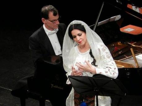 More PHOTOS from the recital in Milan on May 16