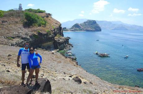 Island Hopping in Capones Island and Annawangin Cove in Zambales