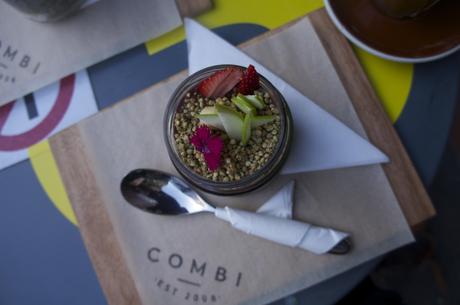 Combi Coffee, Elwood DSC09521