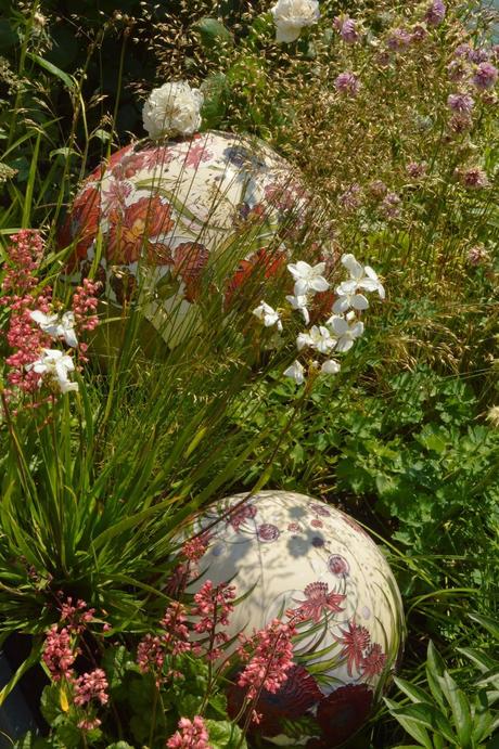 Chelsea Flower Show, episode one: the shell and the dinosaur