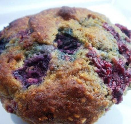 Low fat full-of-berries muffins