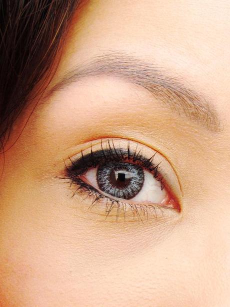 freshlook colorblends sterling grey on dark brown eyes