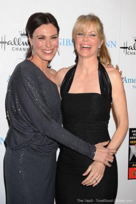 Tonight see Kristin Bauer and Michelle Forbes on American Humane Association Hero Dog Awards