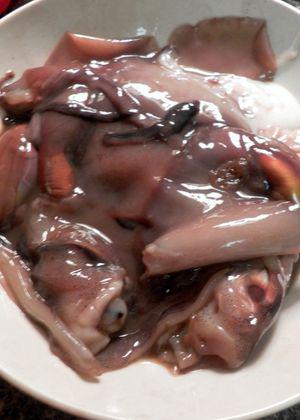 Warm Squid Salad - Discard heads and ink sacks