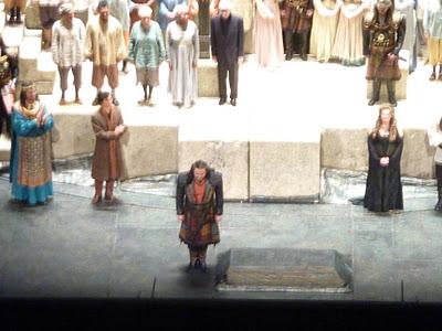 Nabucco: non implora che la vita del suo cor