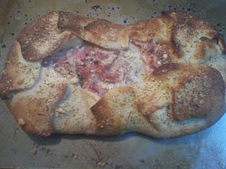 A Fast Way to Make a Homemade Calzone