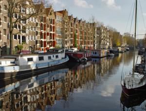 Warm up with an Amsterdam dinner cruise